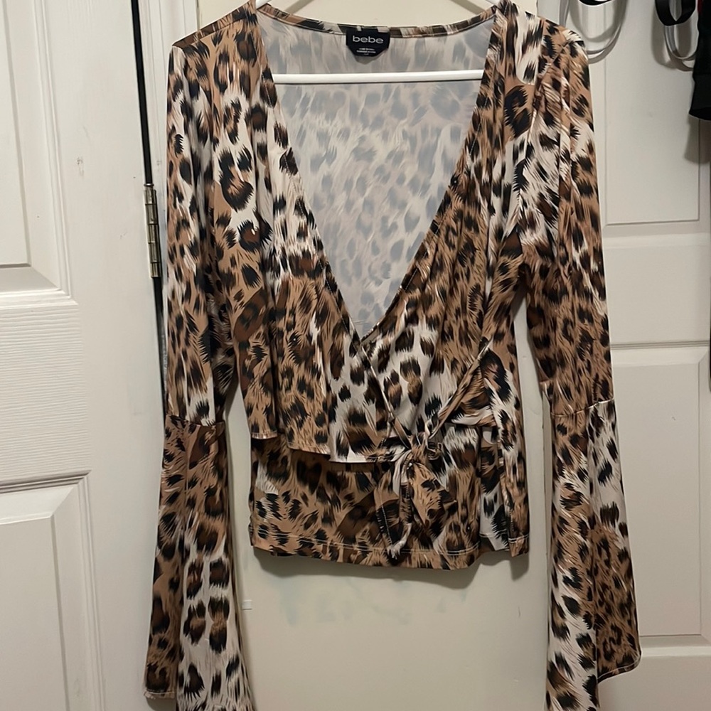 Bebé Cheetah Blouse Size L